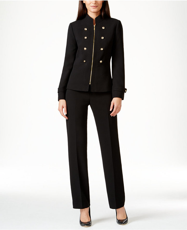 https://cdn.lookastic.com/black-suit/tahari-asl-zip-front-military-pantsuit-original-404322.jpg