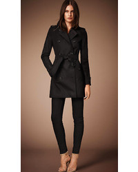 Burberry The Kensington  Mid Length Heritage Trench Coat