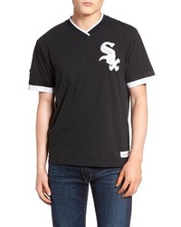 Mitchell & Ness Chicago White Sox Vintage V Neck T Shirt