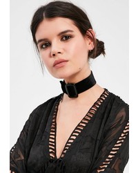 Missguided Black Velvet Buckle Detail Choker Necklace