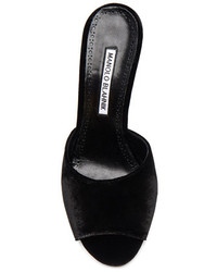 Manolo Blahnik Velvet Bartuslo Sandals In Black
