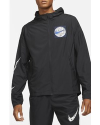 Nike Essential Wild Run Packable Hooded Running Jacket