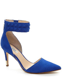 GUESS Evanne Dorsay Pointed Toe Pumps
