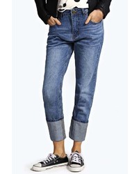 Boohoo Sara Relaxed Fit Turn Up Boyfriend Jeans