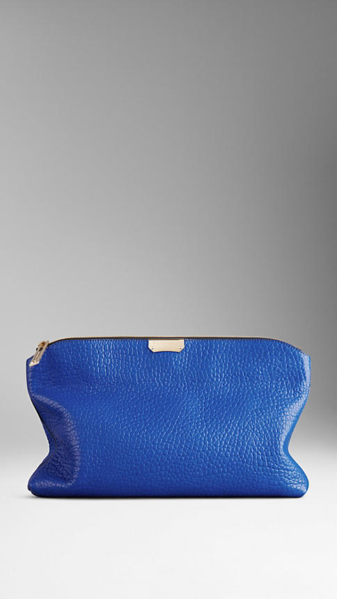 Burberry Medium Signature Grain Leather Clutch Bag, $950 | Burberry |  Lookastic
