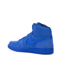 Nike Air Jordan 1 Retro Hi Top Sneakers