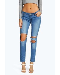 Boohoo Evie Low Rise Ripped Knee Jeans