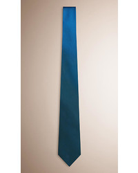 Burberry Modern Cut Dgrad Silk Tie