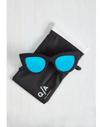 Quay Eyewear Kitti Sunglasses In Blue Lenses