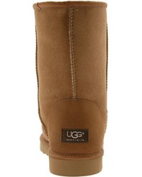 UGG Classic Short Boot