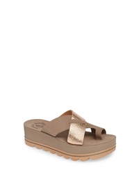 FANTASY SANDALS Clara Fantasy Slide Sandal