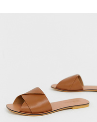 ASOS DESIGN Wide Fit Favoured Leather Flat Sandals