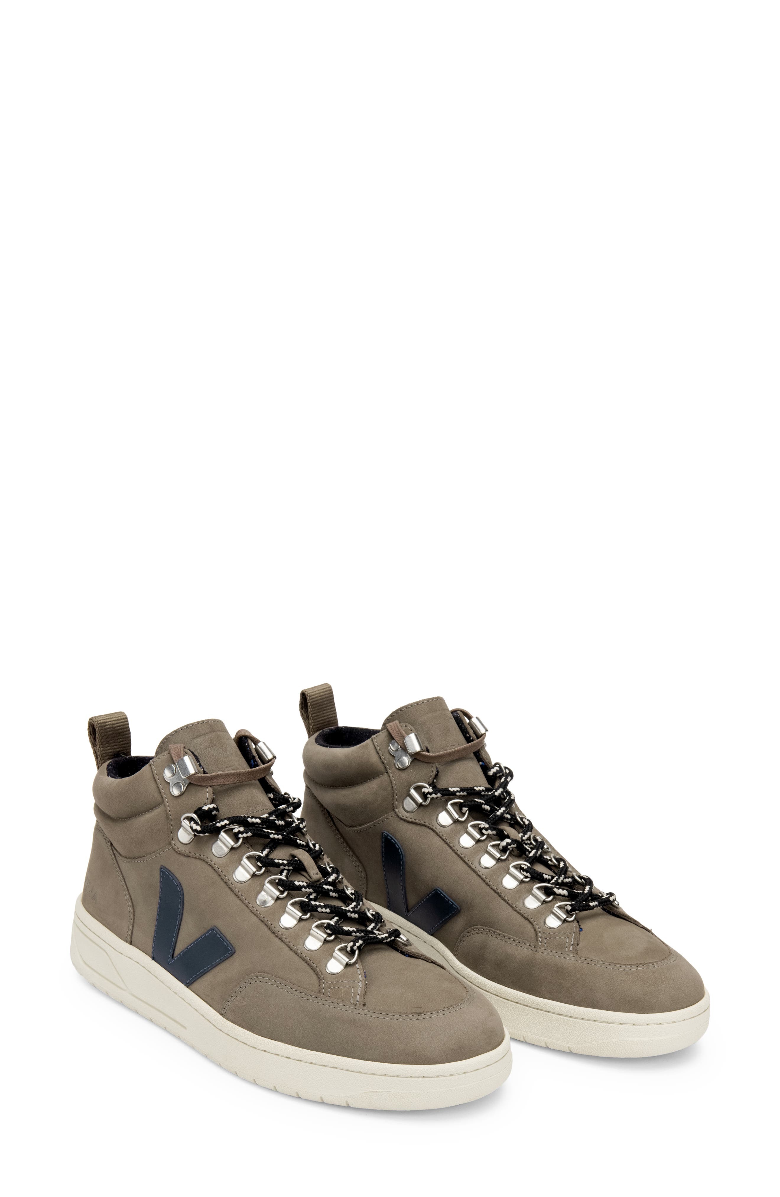 Veja Roraima Sneaker, $195 | Nordstrom | Lookastic