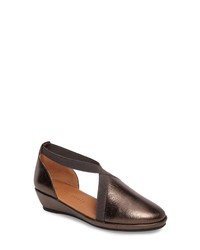 Gentle Souls By Kenneth Cole Natalia Wedge
