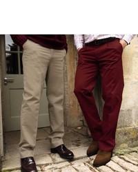 Charles Tyrwhitt Winter Red Single Pleat Classic Fit Weekend Chinos