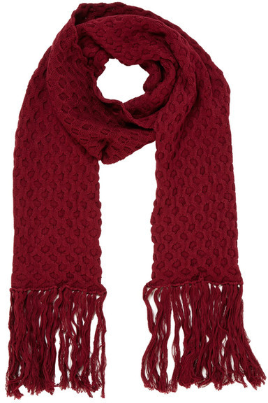 maroon knit scarf