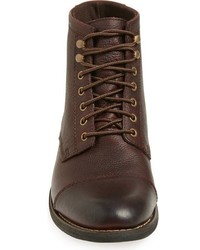 eastland high fidelity cap toe boot