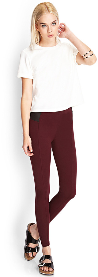 What to Wear With Burgundy Leggings: Outfit Idea -