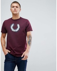 Fred Perry Storted Laurel Wreath T Shirt In Burgundy