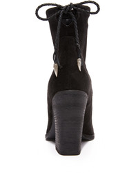 Dolce Vita Casee Booties