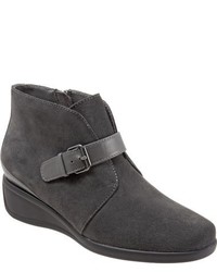 Trotters Mindy Wedge Bootie