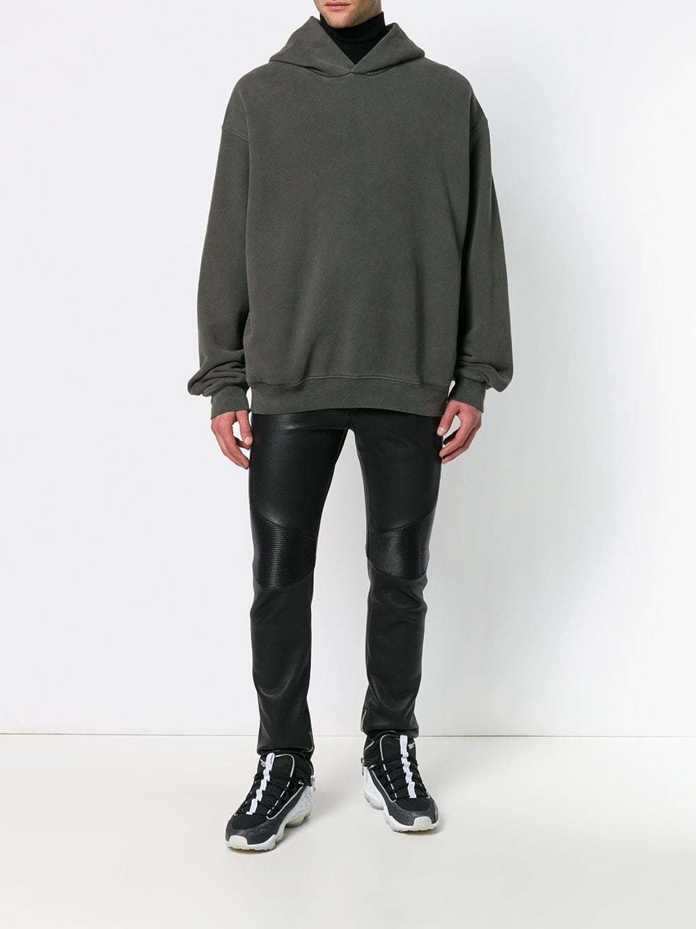 Yeezy season best sale 6 sweatshirt