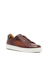 Magnanni Leather Low Top Sneakers