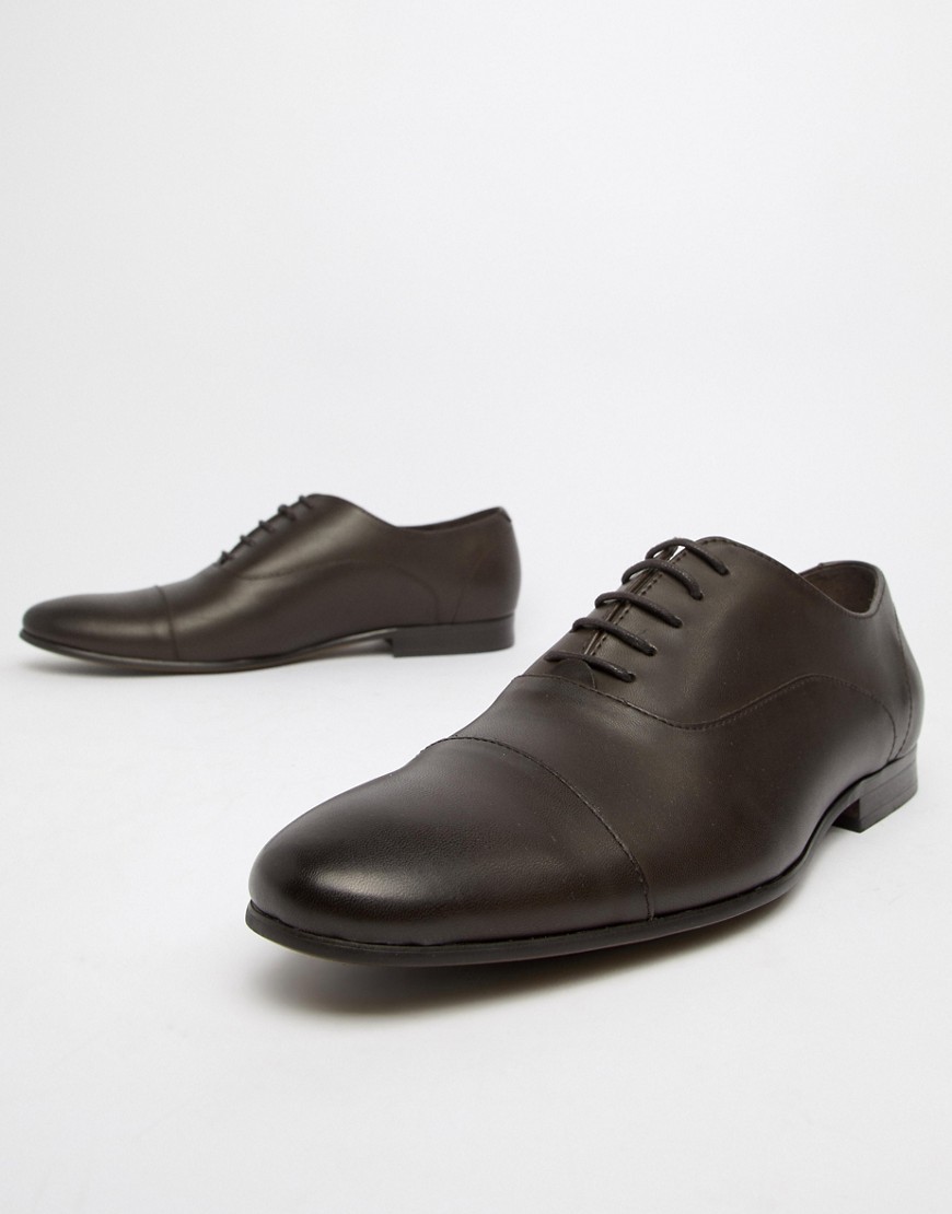 Office Flounder Toe Cap Oxford Shoes In 