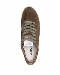 AUTRY Logo Patch Low Top Sneakers