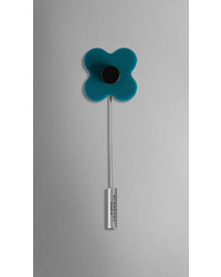 Burberry Flower Pin