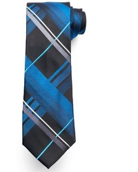 Arrow Oversized Plaid Tie