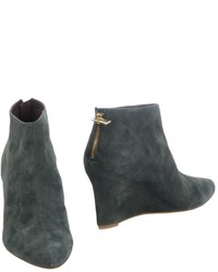 Avril Gau Ankle Boots