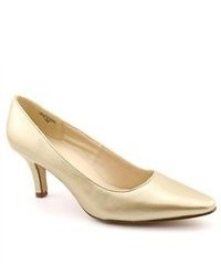 Karen Scott Clancy Gold Pumps Heels Shoes