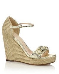 gold gucci wedges