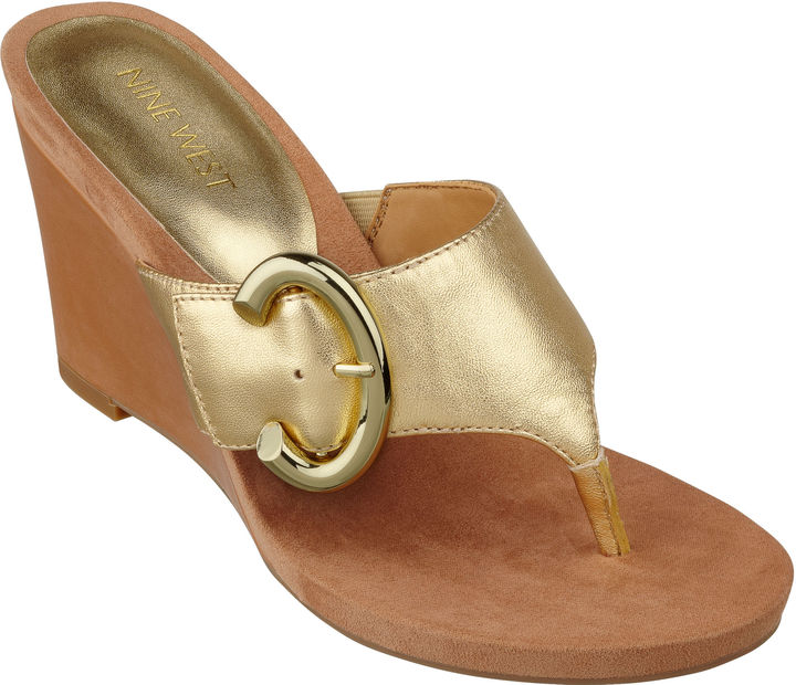 Nine west thong discount sandals