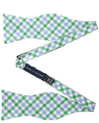 Tommy Hilfiger Gingham Solid Bowtie And Pocket Square Settie And Pocket Square Set