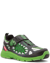 Green Sneakers for Boys | Boys' Fashion | Lookastic.com