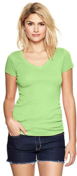 gap favorite tee v neck