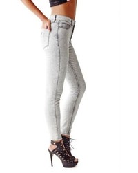 GUESS 1981 High Rise Skinny Jeans In Vinyl Wash