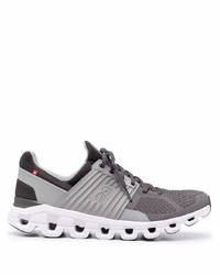 ON Running Cloud Swift Low Top Sneakers