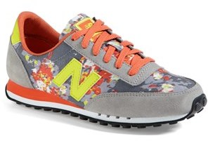 Presunción centavo compromiso New Balance 410 Floral Blur Sneaker, $69 | Nordstrom | Lookastic