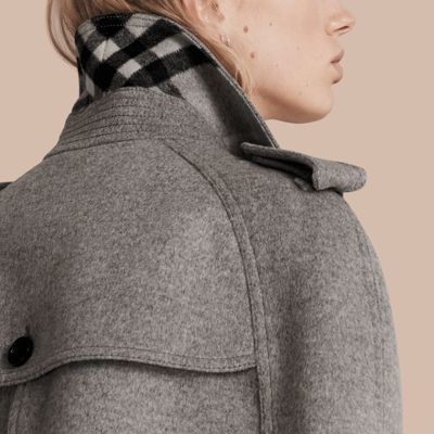 Burberry With Detachable Fur Collar Trench Coat