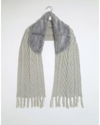 7x Knitted Scarf With Faux Fur Collar