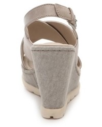 b.ø.c. Boc Dannah Wedge Sandal  Grey