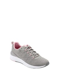 evolve Easy Spirit Trot9 Sneaker