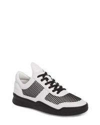 KARL LAGERFELD PARIS Low Top Sneaker