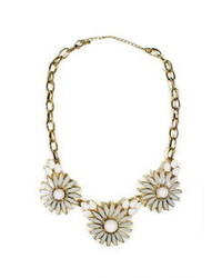 Town House Shops Daisy Statet Necklace