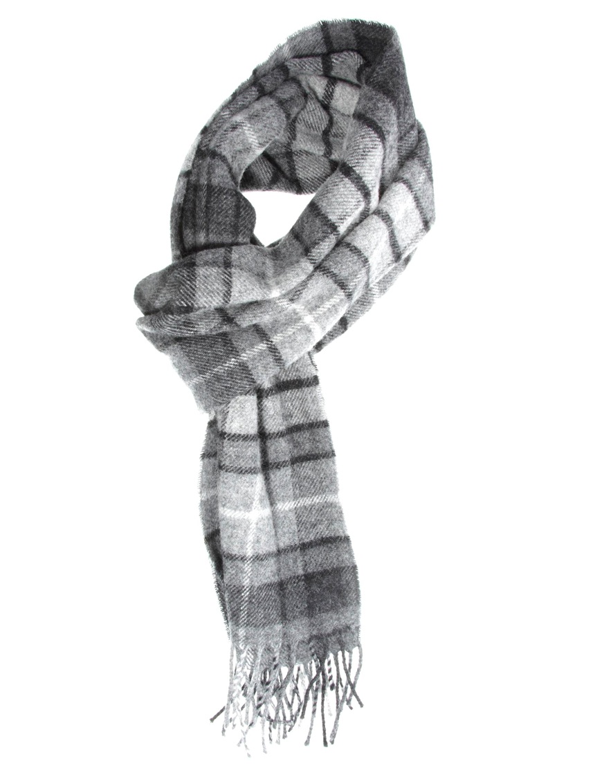 Glen Lossie Plaid Lambswool Scarf, $23 | Asos | Lookastic.com