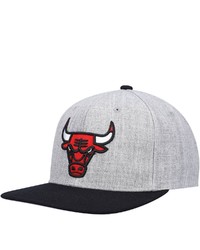 Mitchell & Ness Heathered Grayblack Chicago Bulls Heathered Underpop Snapback Hat