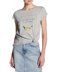 Romeo & Juliet Couture Faux Pearl Embellished Graphic Print Tee